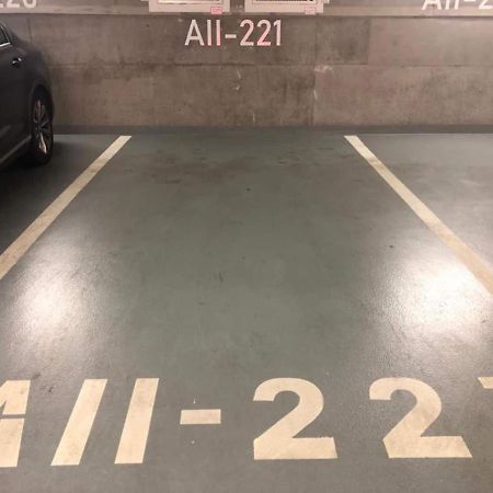 Urban Residence C707, Free Garage Parking Bratislava Esterno foto